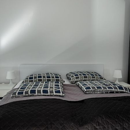 Nowy Apartament Z Duzym Tarasem I Parkingiem シフィノウイシチェ エクステリア 写真