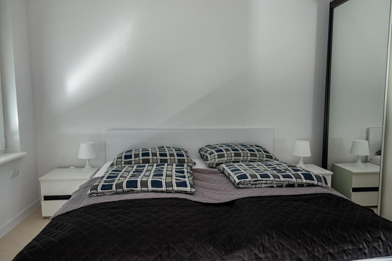 Nowy Apartament Z Duzym Tarasem I Parkingiem シフィノウイシチェ エクステリア 写真
