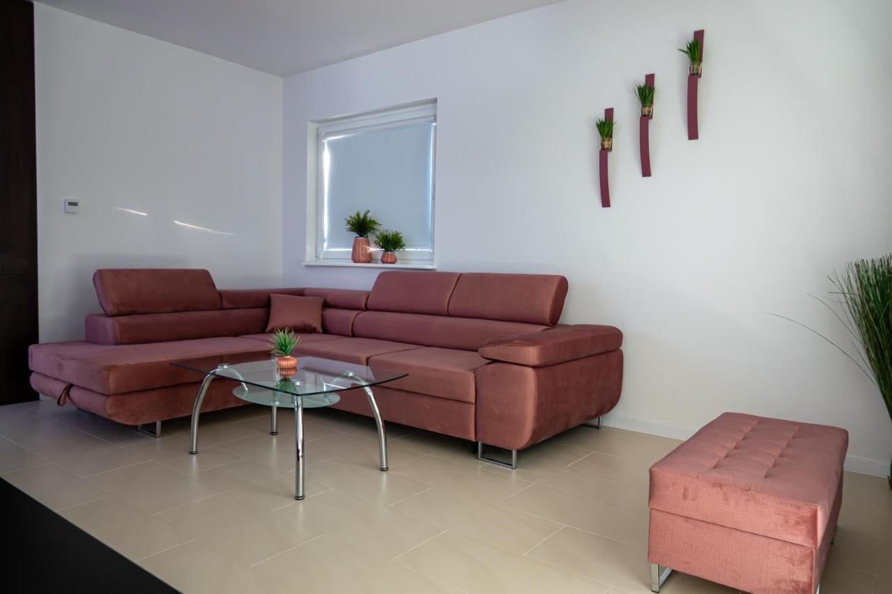 Nowy Apartament Z Duzym Tarasem I Parkingiem シフィノウイシチェ エクステリア 写真